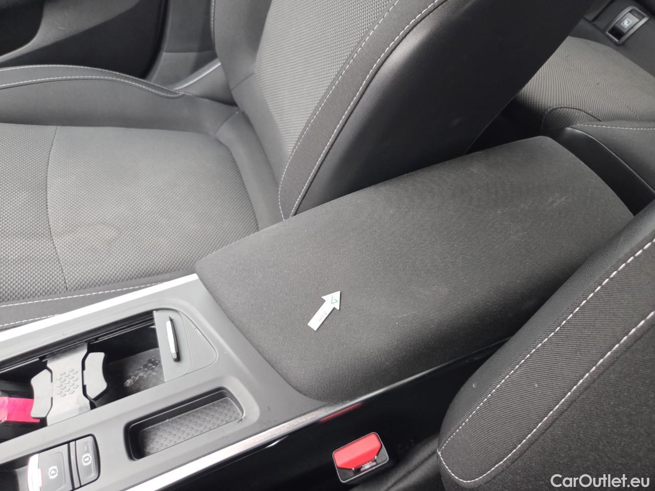  Renault  Megane 1.3 TCe 140CP equilibre EDC #24