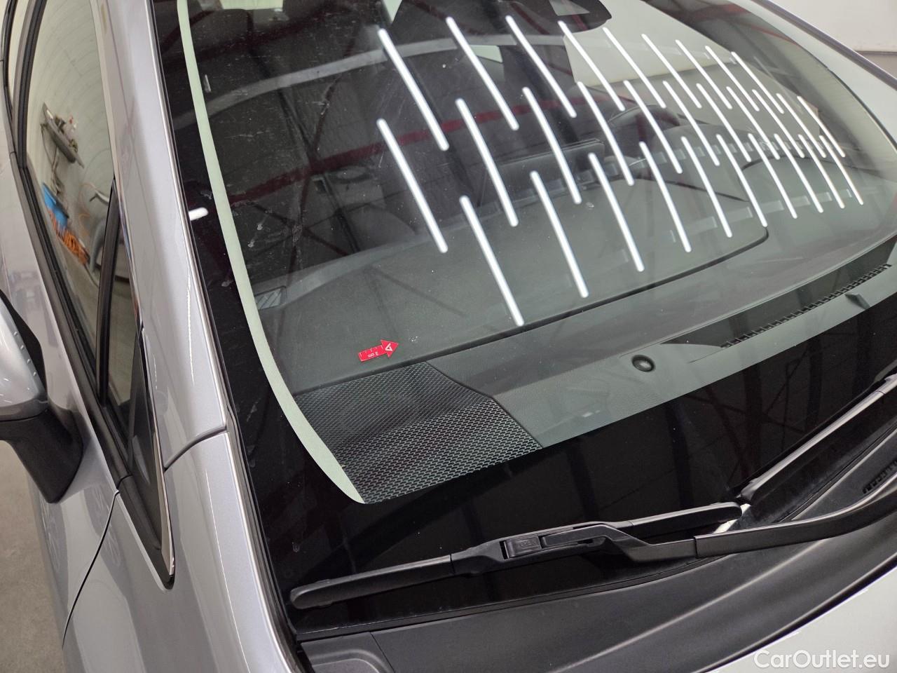  Toyota  Corolla 1.5 Business #16