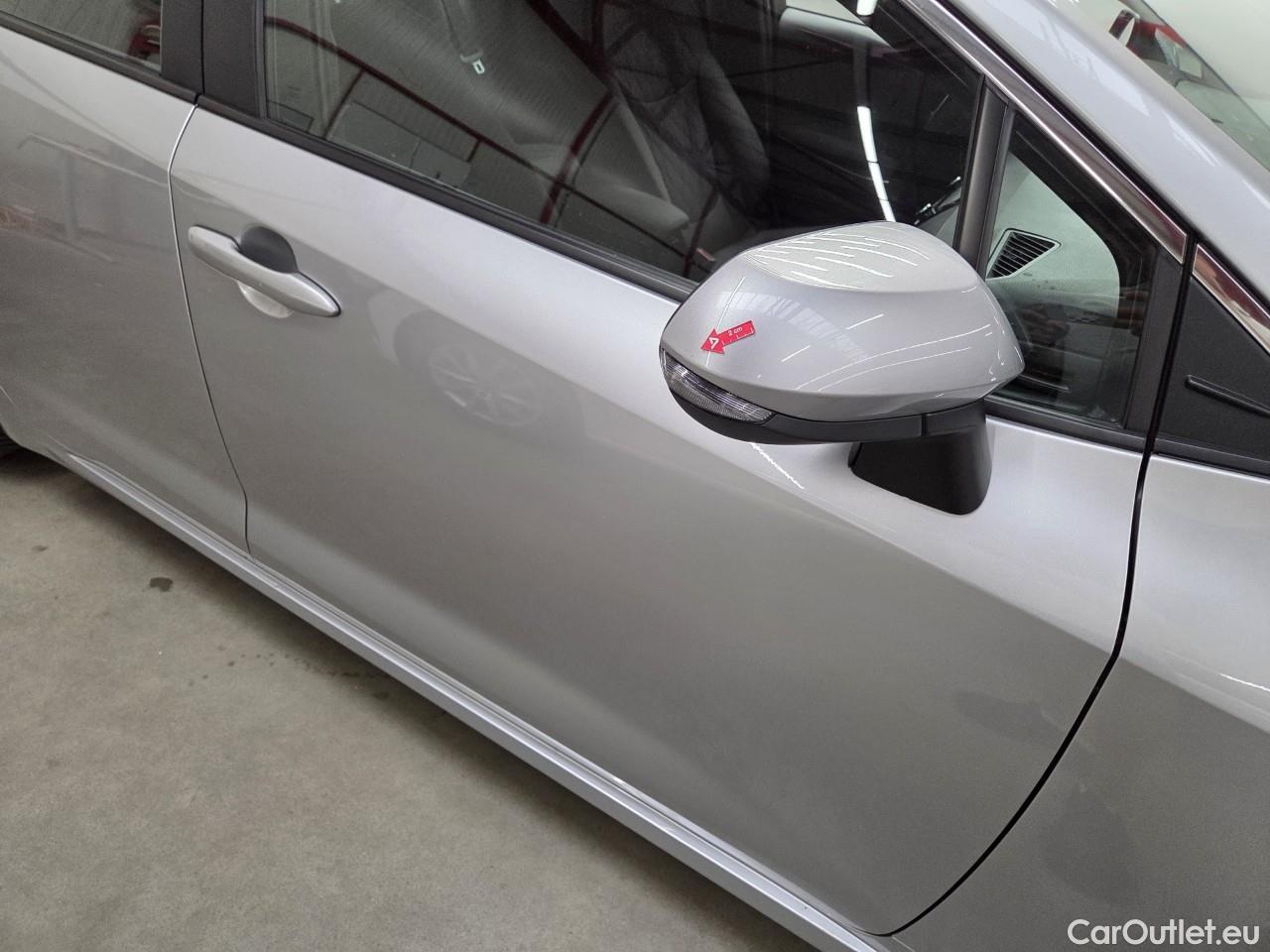 Toyota  Corolla 1.5 Business #22