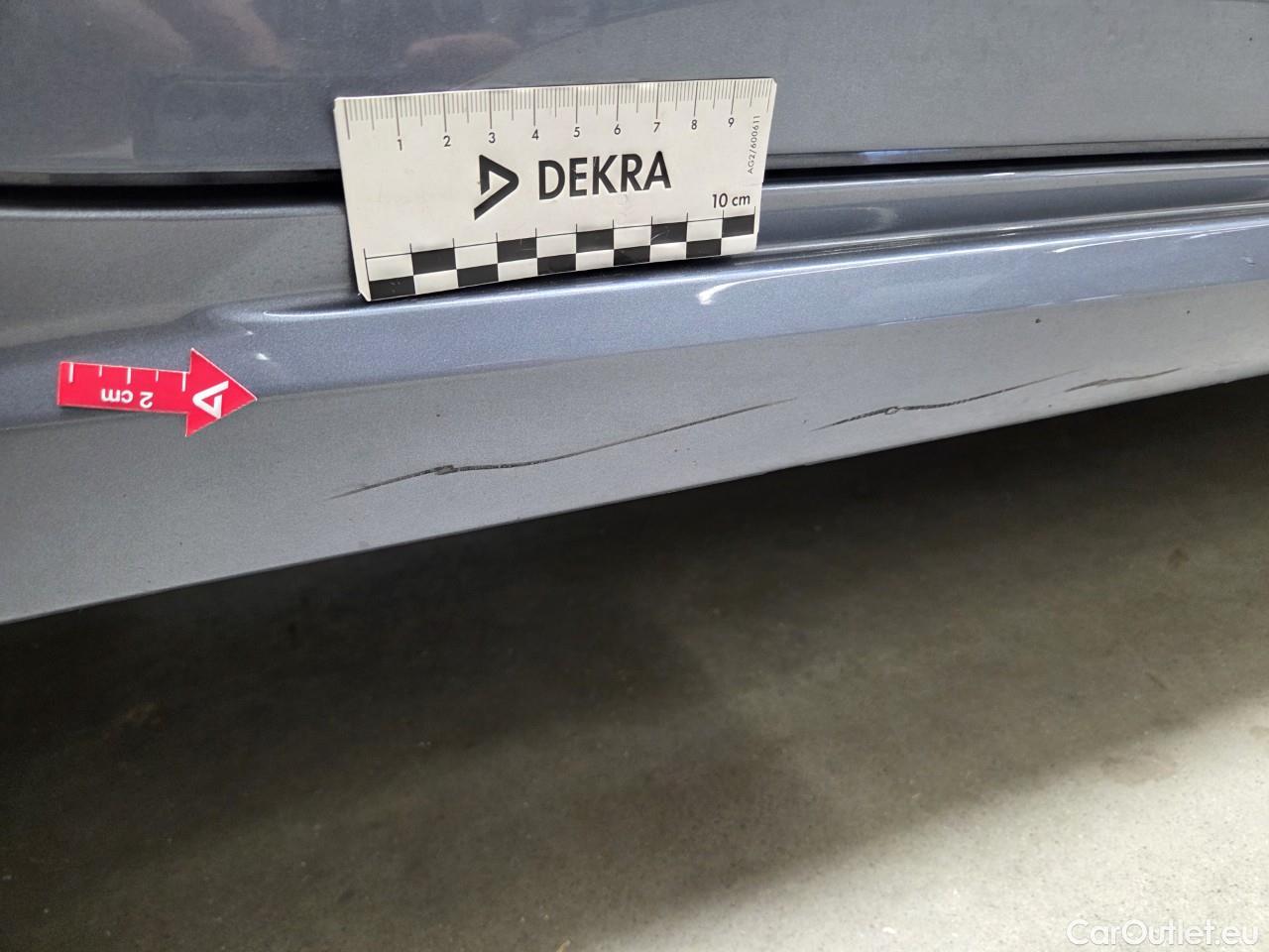  Toyota  Corolla 1.8 Hybrid Dynamic HSD E-CVT #15