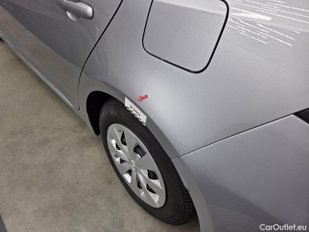  Toyota  Corolla 1.5 Business #36