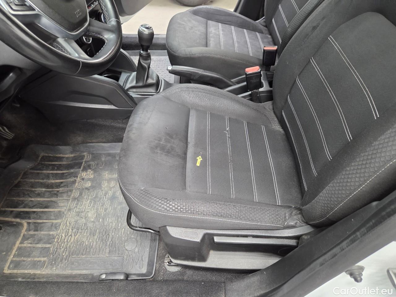  Dacia  Duster 1.5 Blue dCi 115CP Comfort 4WD #39