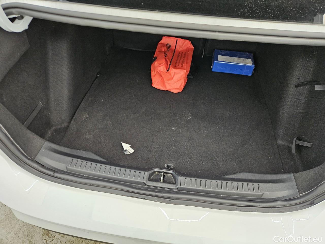  Ford  Focus 1.5 EcoBlue 120CP Titanium #31