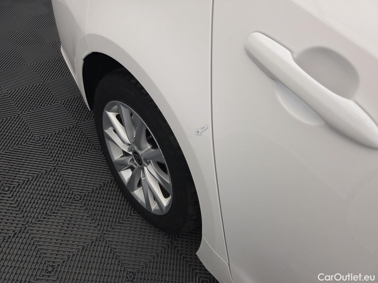  Toyota  Corolla 1.8 Hybrid Business HSD E-CVT #13