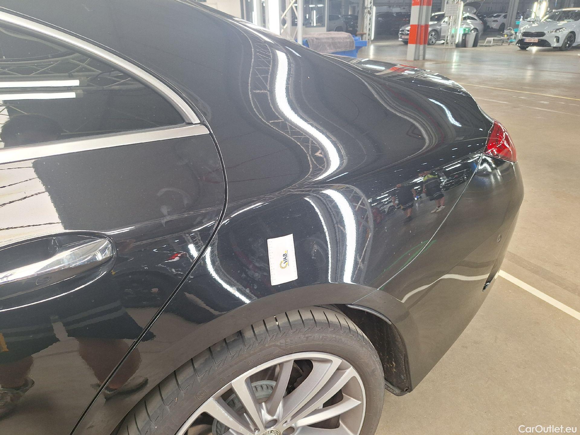  Mercedes  CLS-Klasse Mercedes,  '17, Mercedes-Benz CLS CLS 350 d 4MATIC 4d #50