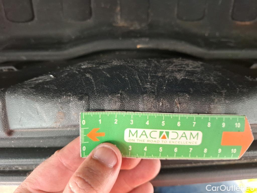  Citroen  C3  Société Feel 1.5 BlueHDI 100CV BVM6 E6d #64