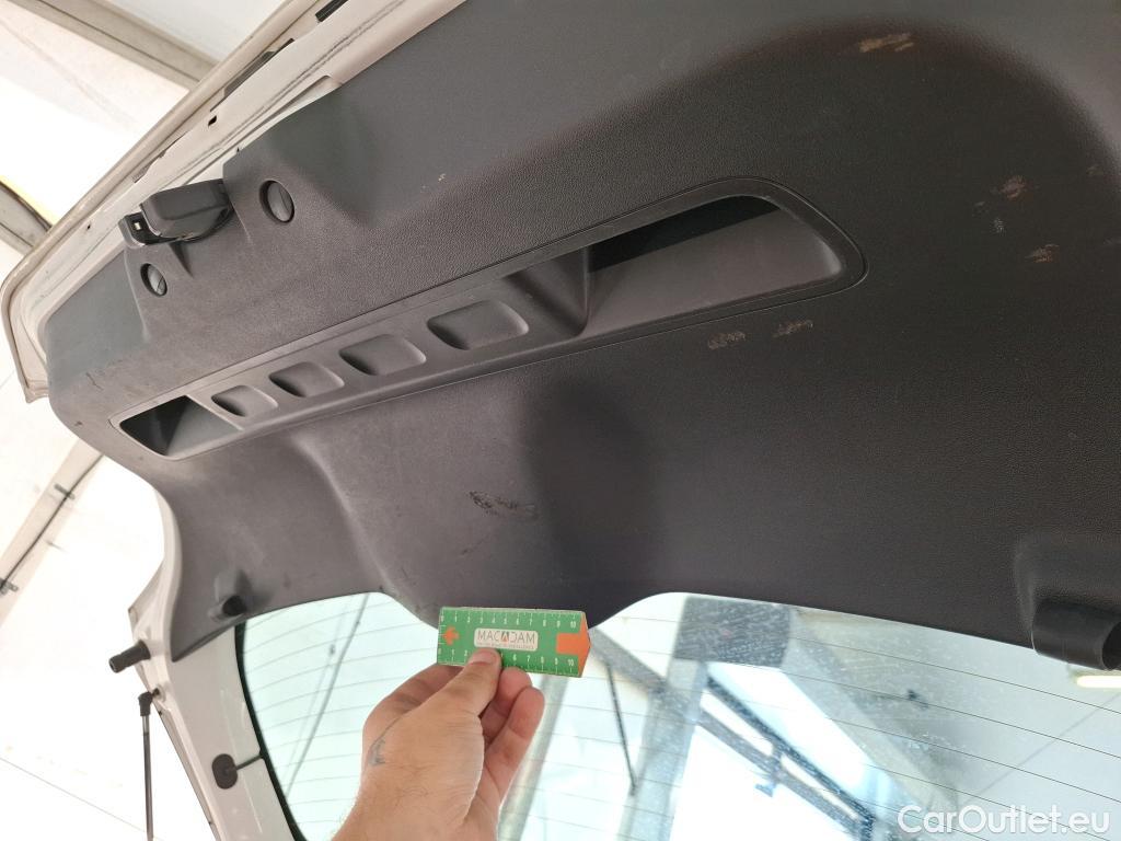  Citroen  C3  Société Feel 1.5 BlueHDI 100CV BVM6 E6d #8