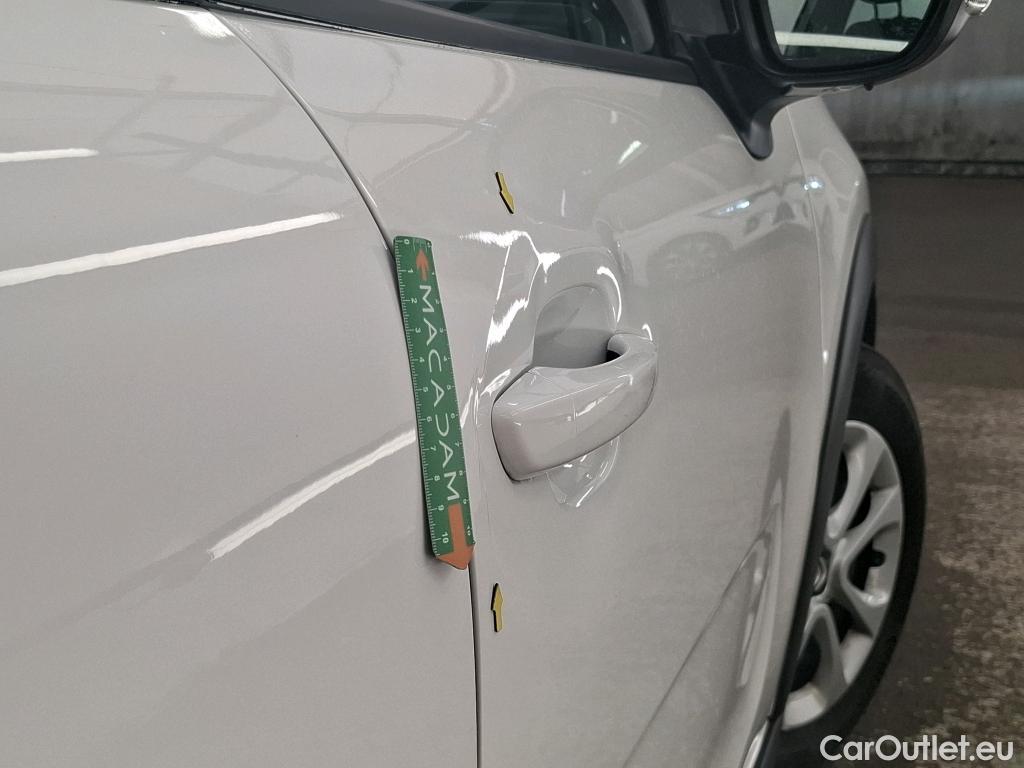  Citroen  C3  Société Feel Nav 1.5 BlueHDI 100CV BVM5 E6dT #2