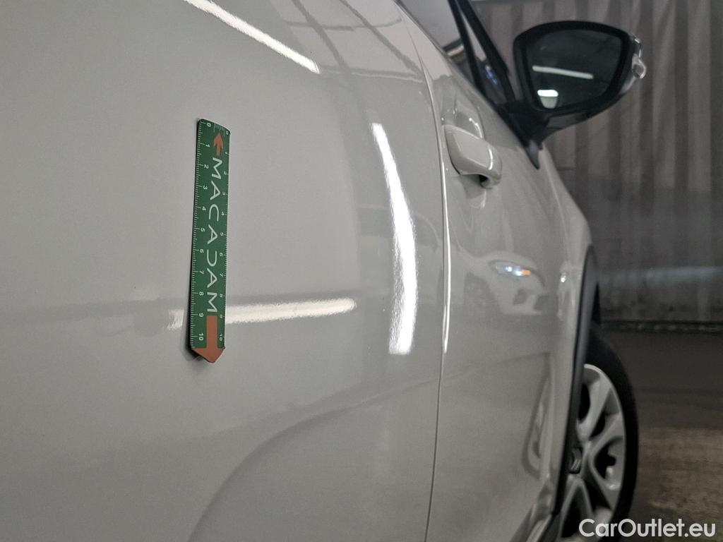 Citroen  C3  Société Feel Nav 1.5 BlueHDI 100CV BVM5 E6dT #7