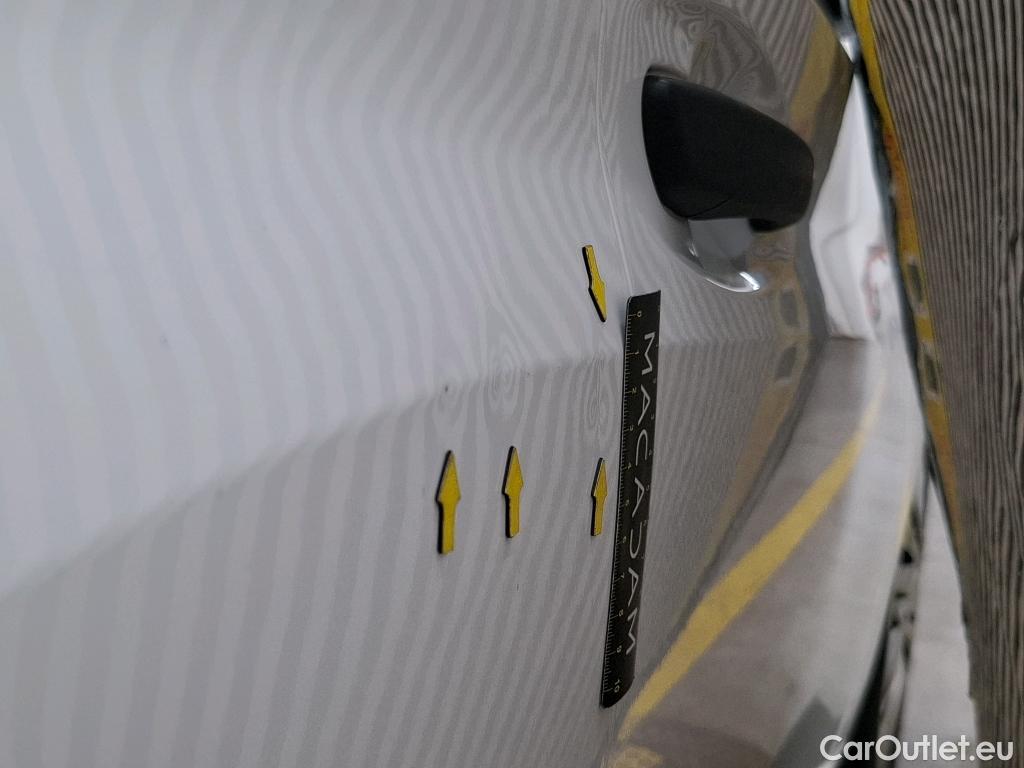  Peugeot  208  Premium 1.5 HDi 100CV BVM6 E6d #21