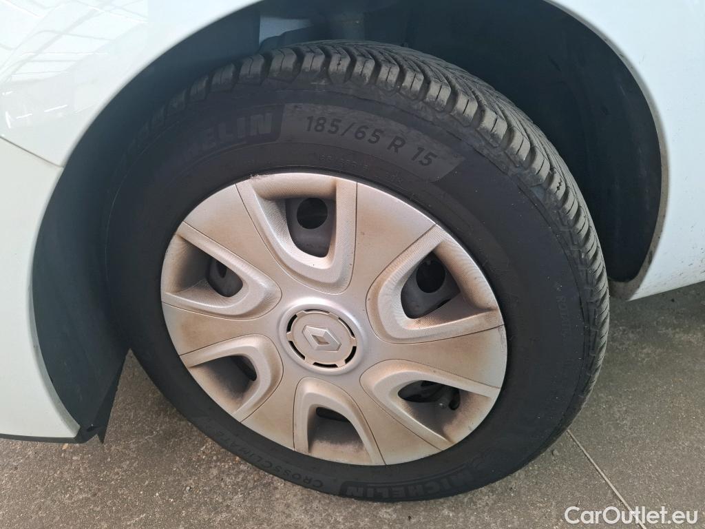  Renault  Clio  IV Air 1.5 dCi 75CV BVM5 E6 #39