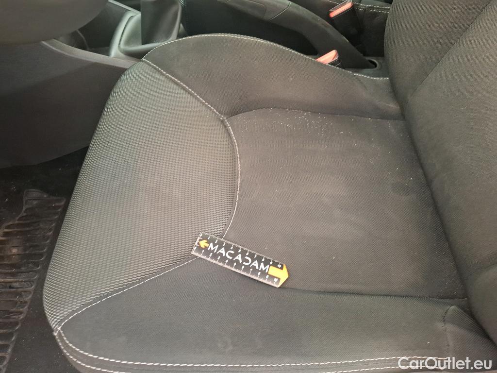  Renault  Clio  IV Air 1.5 dCi 75CV BVM5 E6 #52