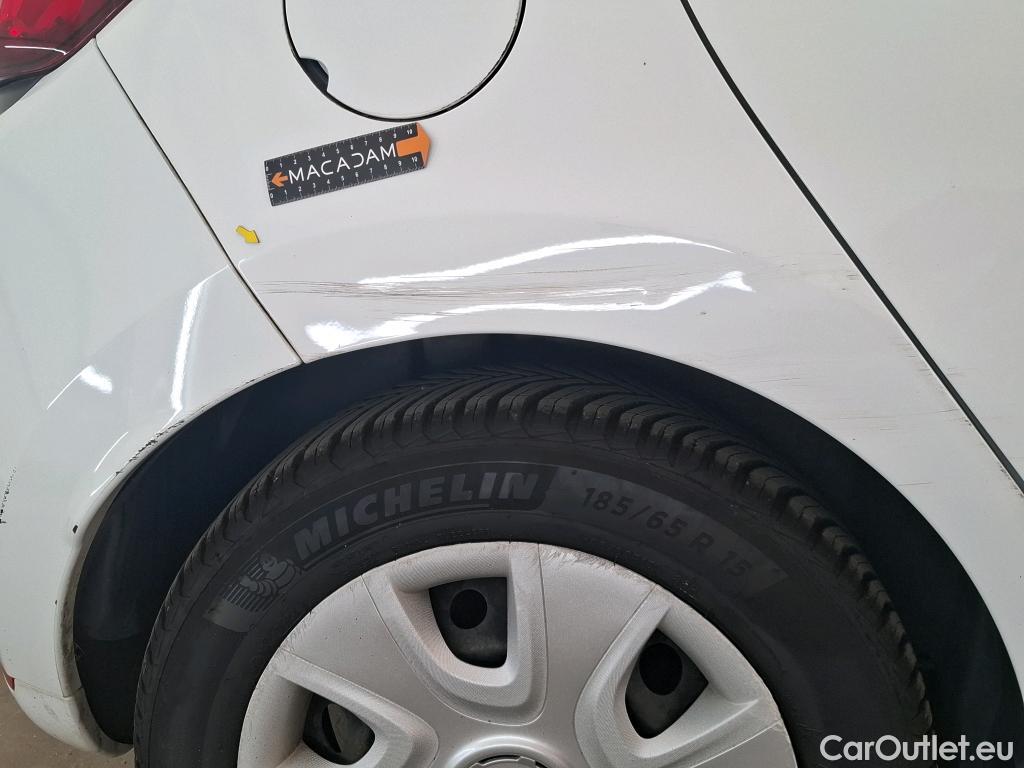  Renault  Clio  IV Air 1.5 dCi 75CV BVM5 E6 #9