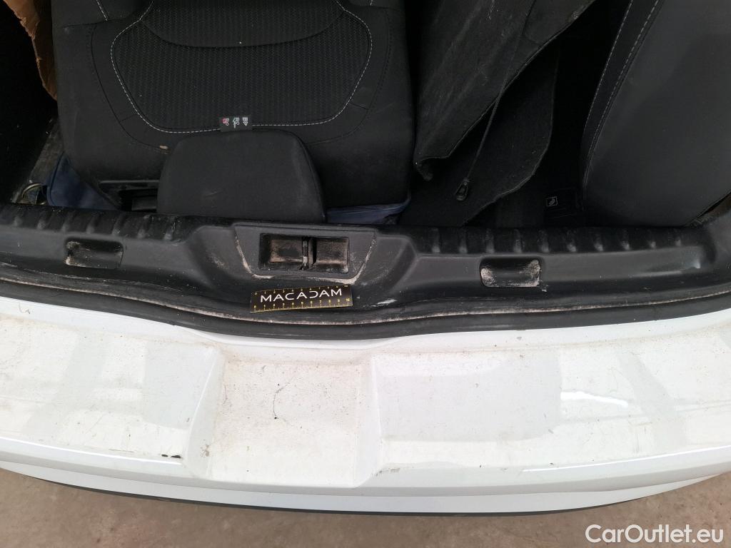  Renault  Megane Mégane Berline / 2020 / 5P / Berline Business TCe 115 FAP / TRANSFO VP/VF #16