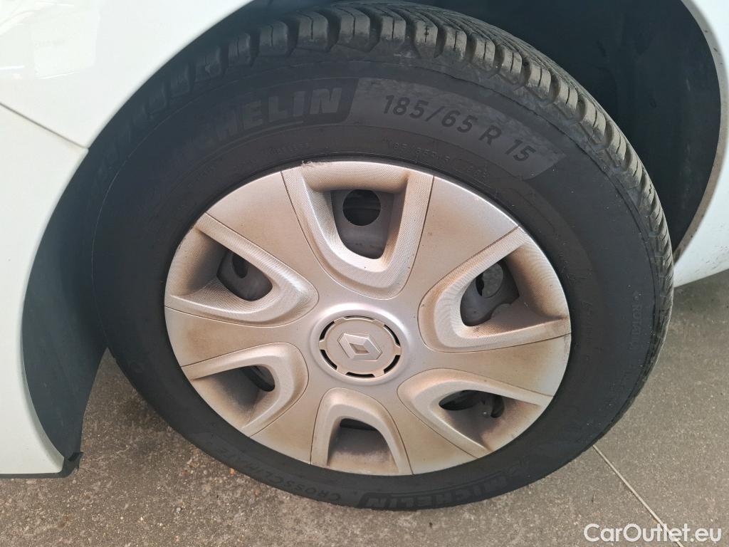  Renault  Clio  IV Air 1.5 dCi 75CV BVM5 E6 #40