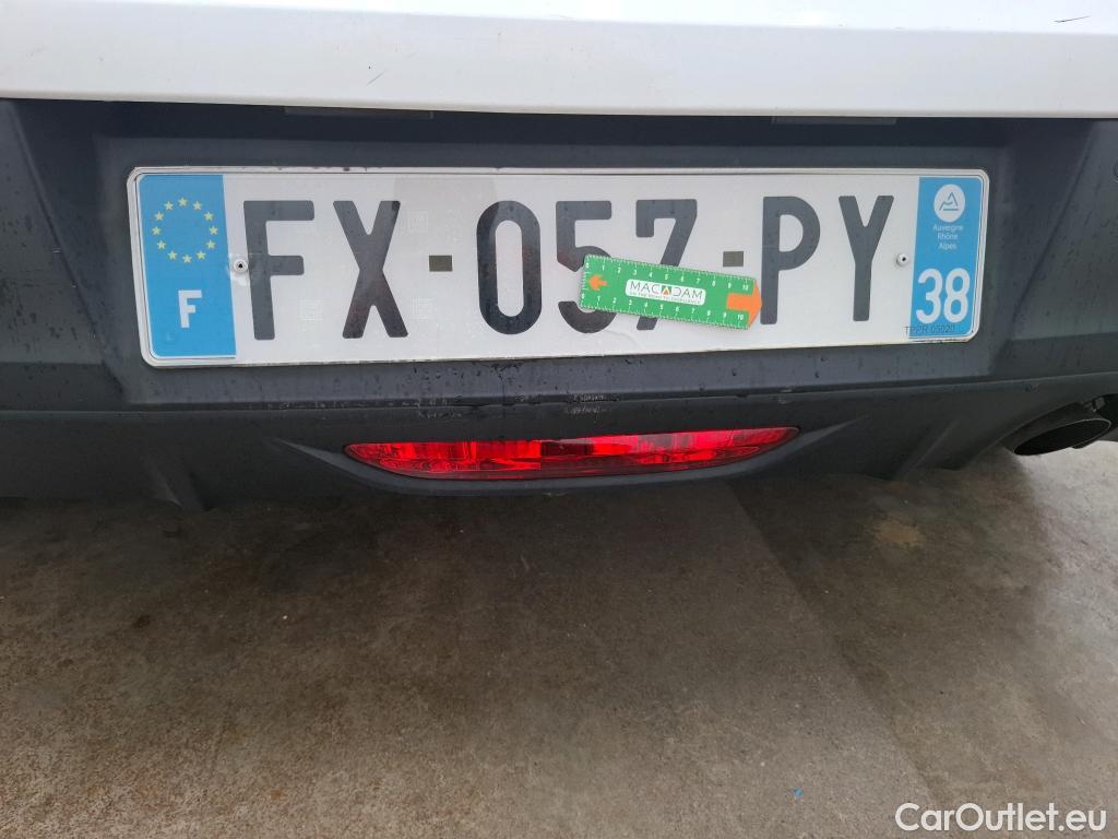  Peugeot  208  Premium 1.5 HDi 100CV BVM6 E6d #36