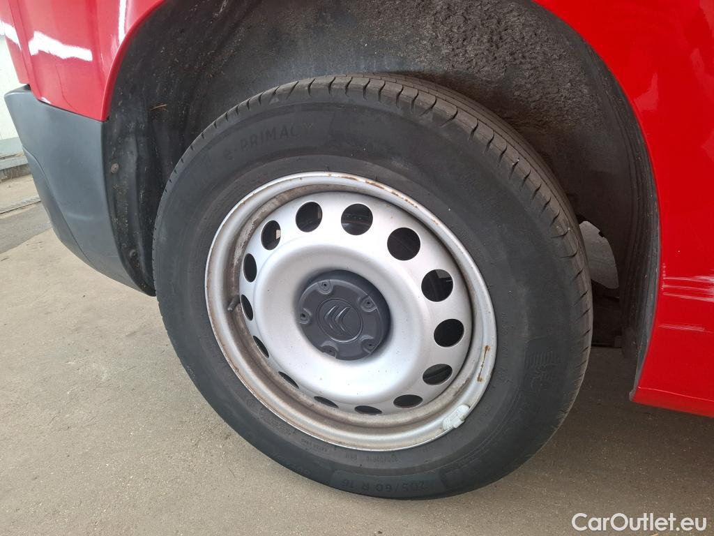  Citroen  Berlingo  Fourgon Driver M 650 1.2 PureTech 130CV BVA8 E6d #31