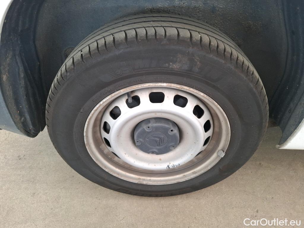 Citroen  Berlingo  Fourgon Club M 650 1.5 BlueHDi 100CV BVM6 E6d #39