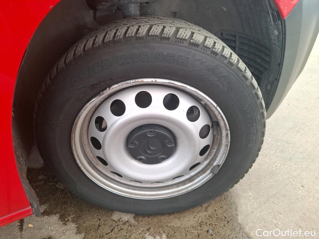  Citroen  Berlingo  Fourgon Driver M 650 1.2 PureTech 130CV BVA8 E6d #41