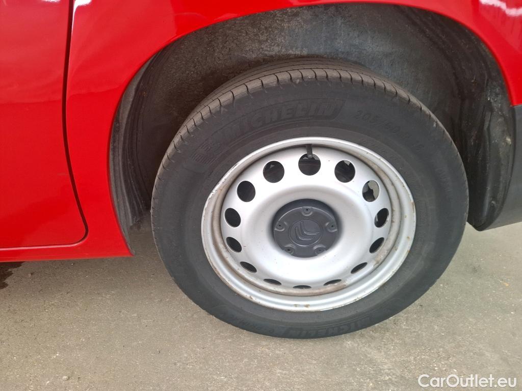  Citroen  Berlingo  Fourgon Driver M 650 1.2 PureTech 130CV BVA8 E6d #51