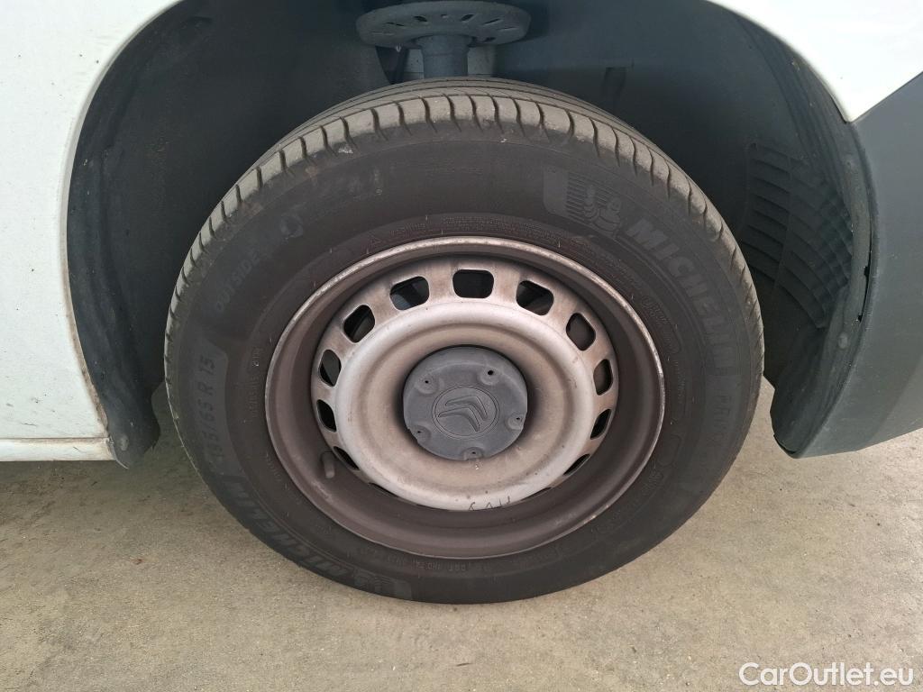  Citroen  Berlingo  Fourgon Club M 650 1.5 BlueHDi 100CV BVM6 E6d #31