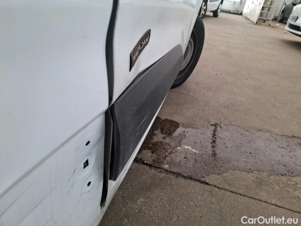  Citroen  Berlingo  Fourgon Club M 650 1.5 BlueHDi 75CV BVM5 E6dT #38