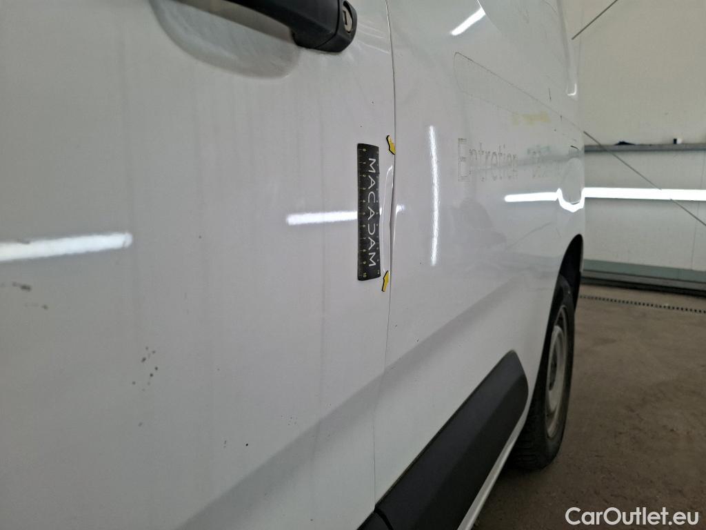  Citroen  Berlingo  Fourgon Club M 650 1.5 BlueHDi 75CV BVM5 E6dT #24