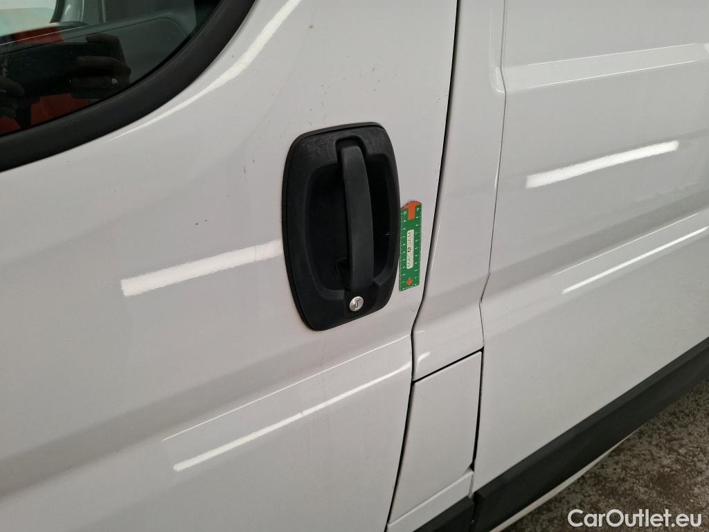  Citroen  Jumper CITROEN  / 2014 / 4P / Fourgon tôlé 30 L2H2 BlueHDi 120 S&S BVM6 Driver #27