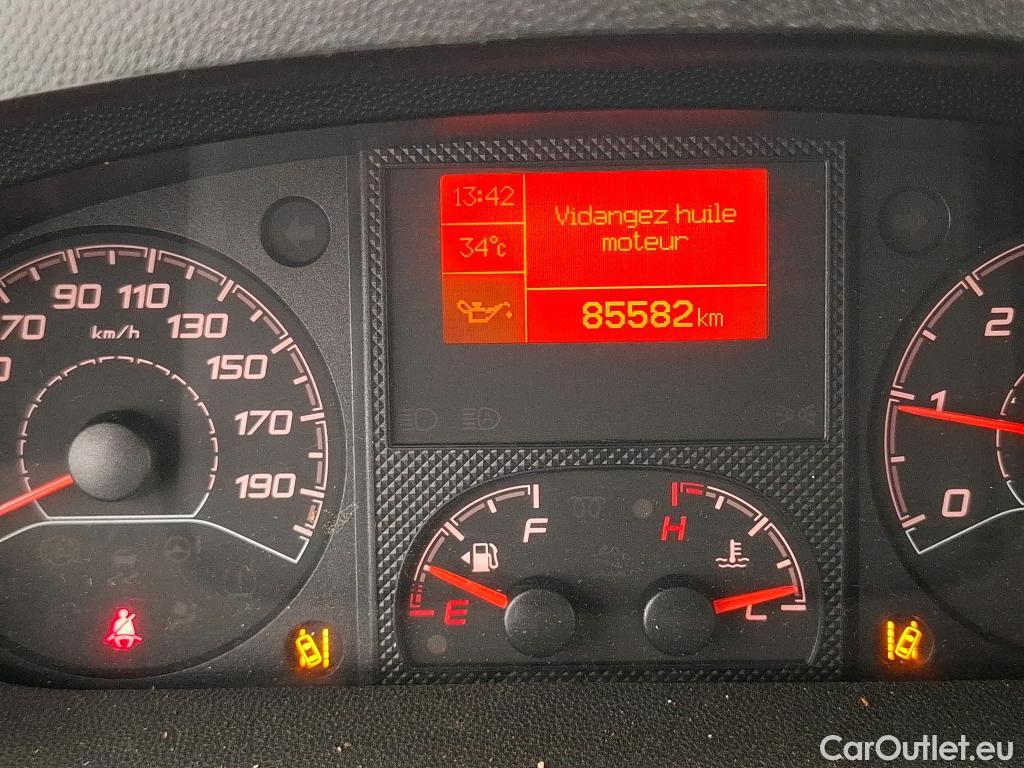  Citroen  Jumper CITROEN  / 2014 / 4P / Fourgon tôlé 30 L2H2 BlueHDi 120 S&S BVM6 Driver #40