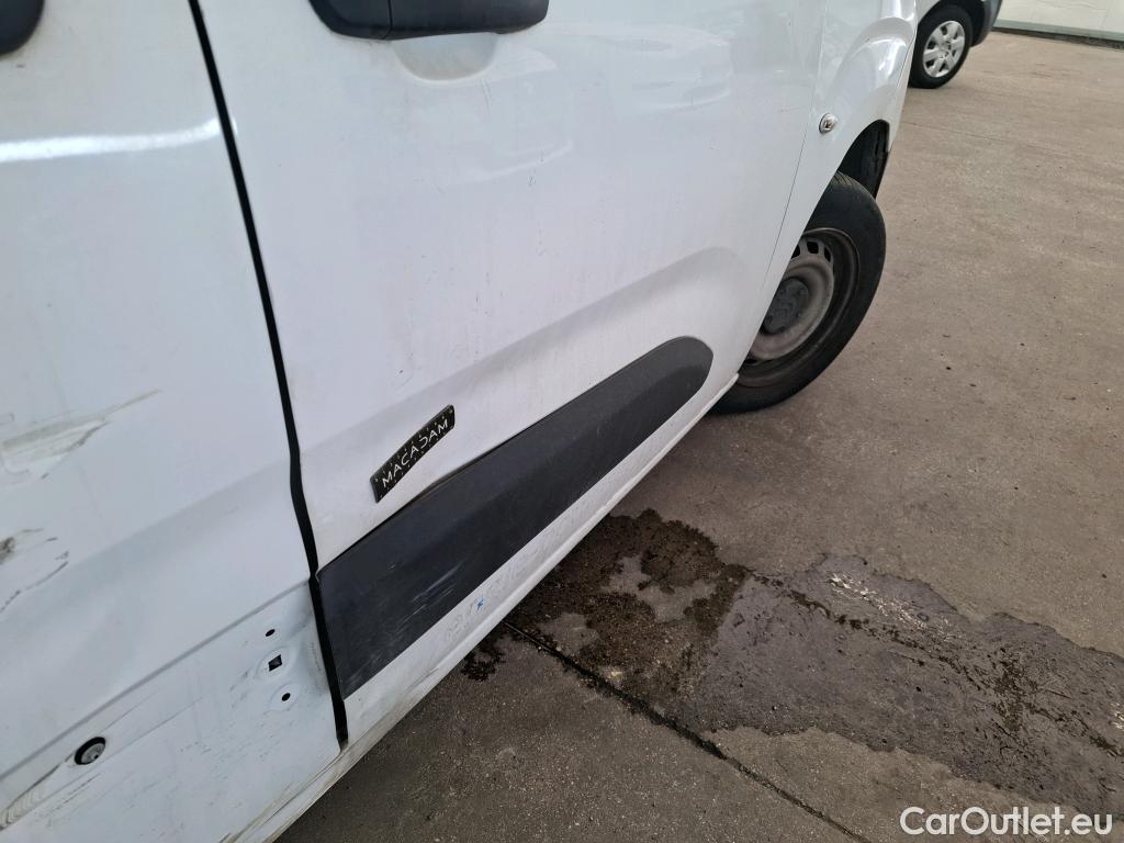  Citroen  Berlingo  Fourgon Club M 650 1.5 BlueHDi 75CV BVM5 E6dT #37