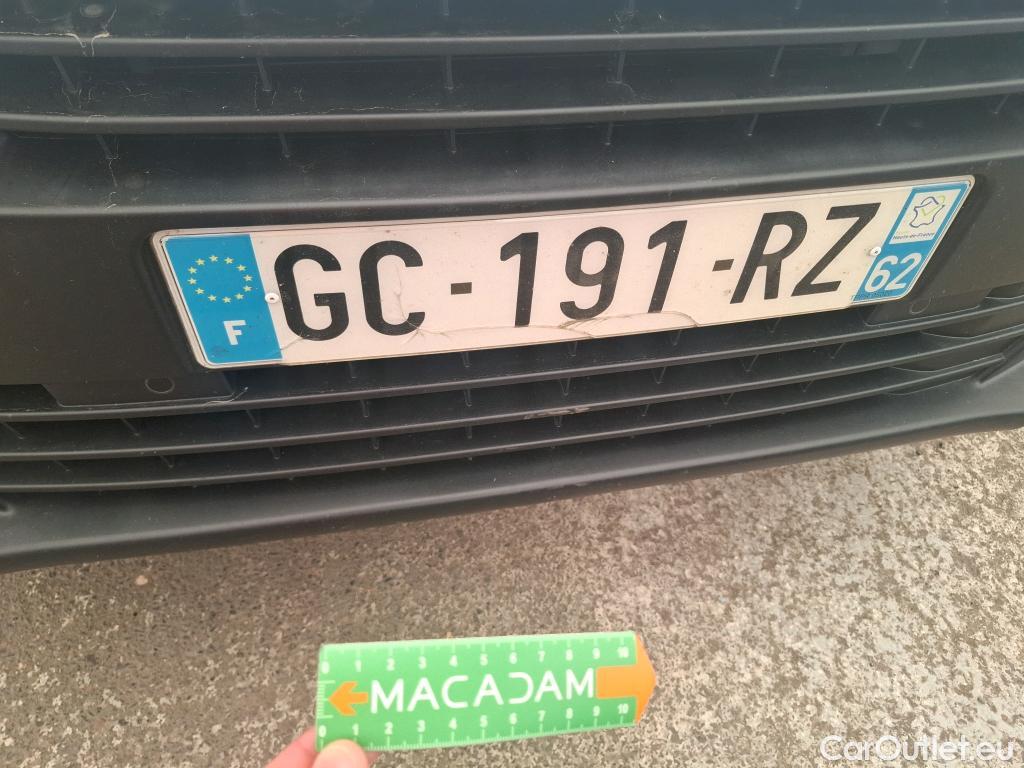 Peugeot  Expert  Fourgon Asphalt L3 2.0 HDi 120CV BVM6 E6d #39