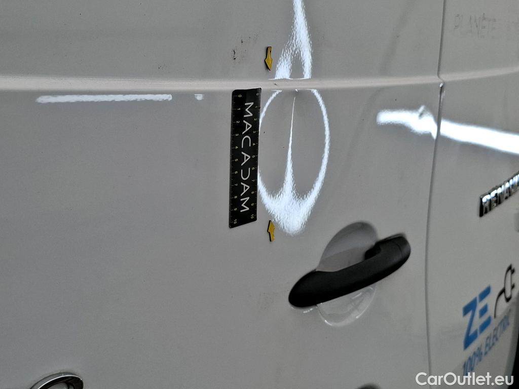  Renault  Kangoo  Express / 2013 / 3P / Fourgonnette Electric Confort Achat Integral - 19 #2