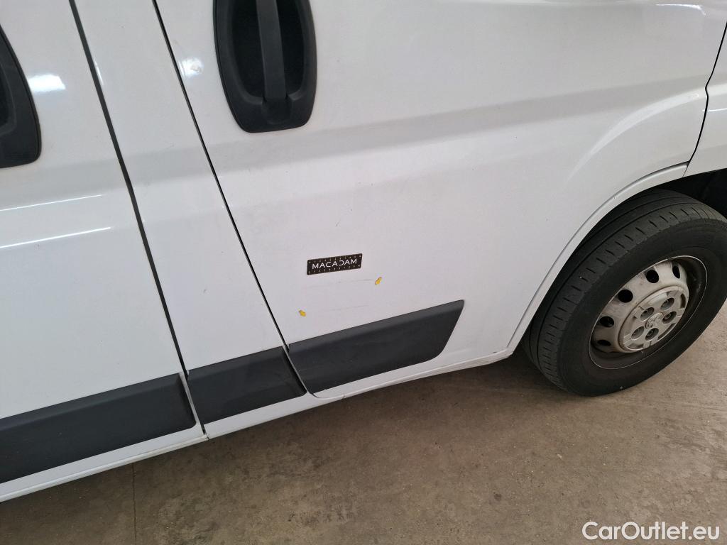  Peugeot  Boxer PEUGEOT  / 2014 / 4P / Fourgon tôlé BlueHDi 140 S&S ASPHALT 330 L2H2 #38