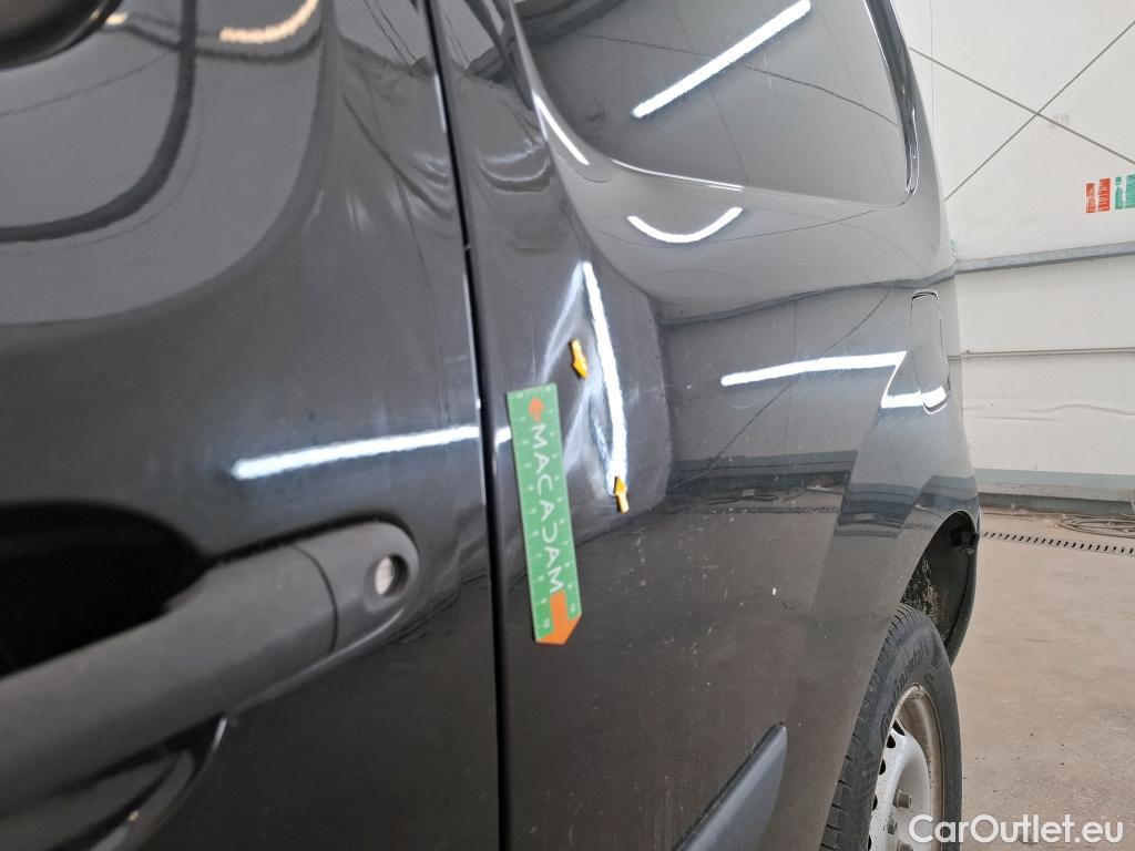  Renault  Kangoo  Express Compact Grand Confort (L0) 1.5 dCi 90CV BVM5 E6 #23