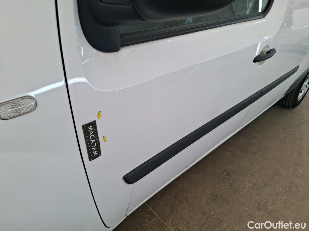  Renault  Kangoo  Express Maxi Extra (Série Spéciale) 1.5 #40