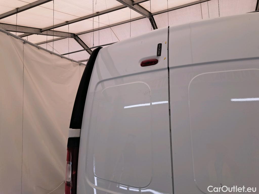  Renault  Trafic RENAULT  / 2019 / 4P / Fourgon tole NV FG GCF L2H2 1200 Energy dCi 145 #12