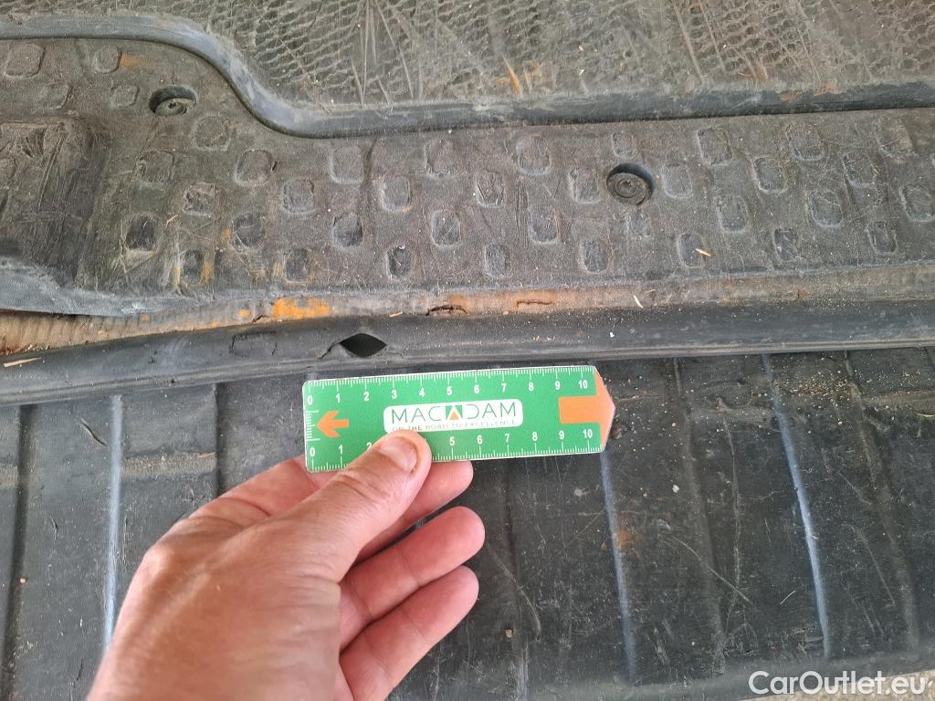  Renault  Trafic RENAULT  VU 4p Fourgon FG GCF L1H1 1000 dCi 95 E6 #62