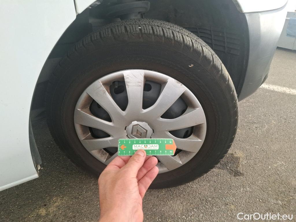  Renault  Trafic RENAULT  VU 4p Fourgon FG GCF L1H1 1000 dCi 95 E6 #50