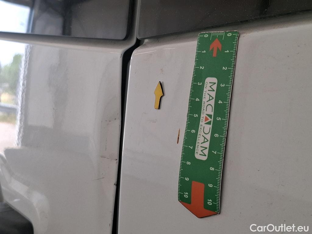  Renault  Trafic RENAULT  VU 4p Fourgon FG GCF L1H1 1000 dCi 95 E6 #100