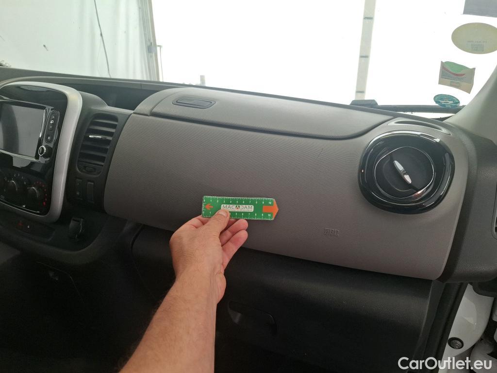  Renault  Trafic RENAULT  VU 4p Fourgon FG GCF L1H1 1000 dCi 95 E6 #68