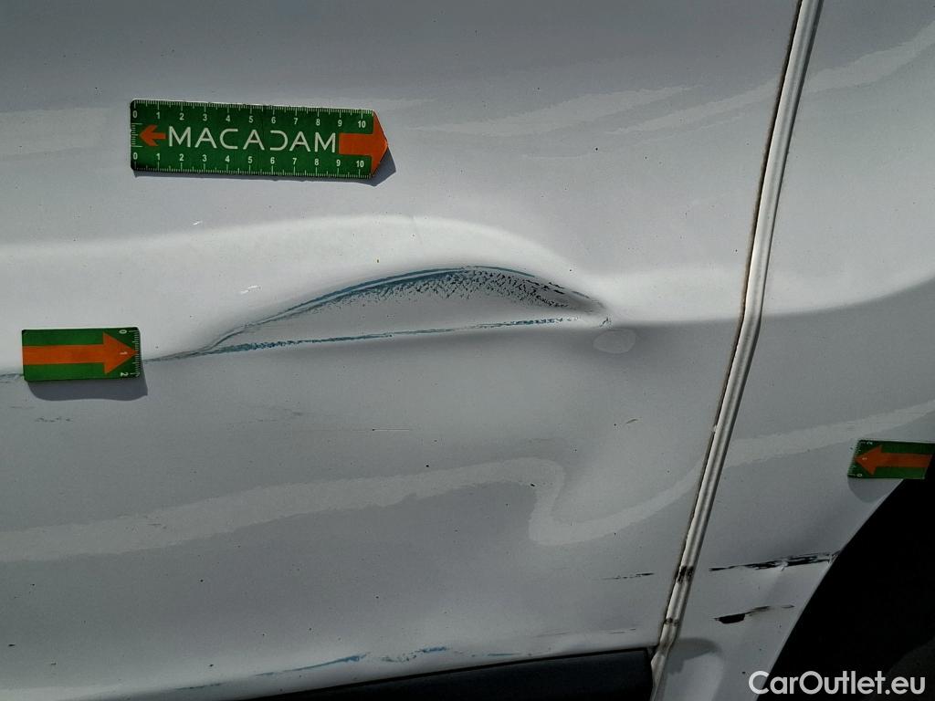  Renault  Trafic RENAULT  / 2014 / 4P / Fourgon tôlé &FG GCF L1H1 1200 dCi 95 E6 #12