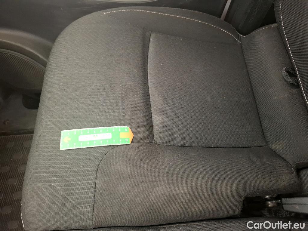  Renault  Trafic RENAULT  VU 4p Fourgon FG GCF L1H1 1000 dCi 95 E6 #87