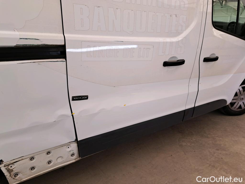  Renault  Trafic RENAULT  / 2019 / 4P / Fourgon tole NV FG GCF L2H2 1200 Energy dCi 145 #6
