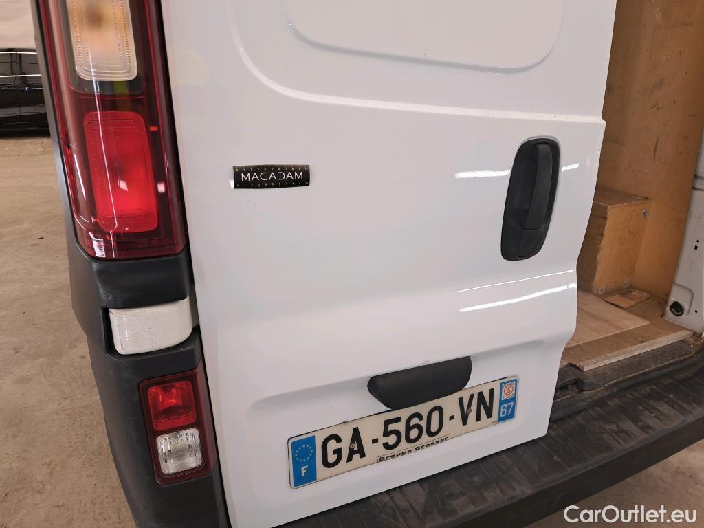  Renault  Trafic RENAULT  / 2019 / 4P / Fourgon tole NV FG GCF L2H2 1200 Energy dCi 145 #33