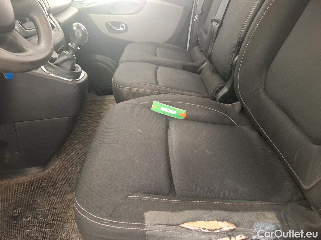  Renault  Trafic RENAULT  VU 4p Fourgon FG GCF L1H1 1000 dCi 95 E6 #85