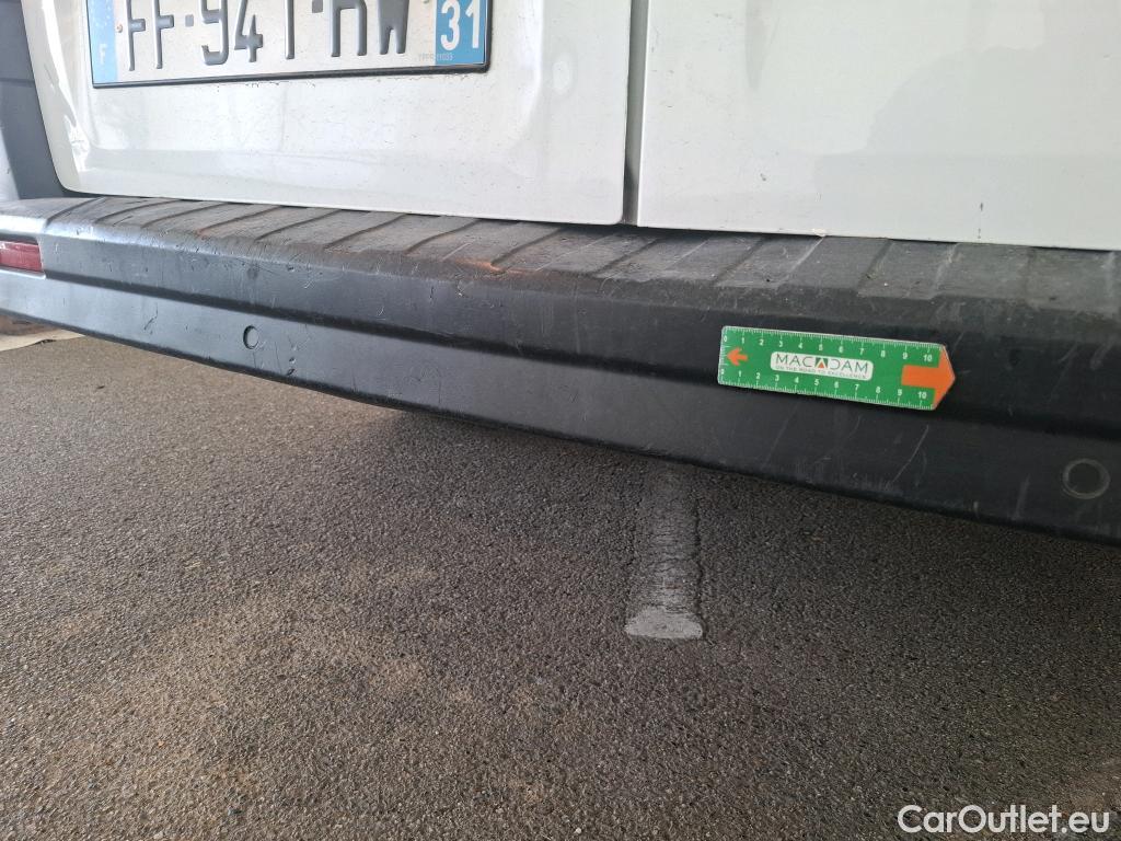  Renault  Trafic RENAULT  VU 4p Fourgon FG GCF L1H1 1000 dCi 95 E6 #31