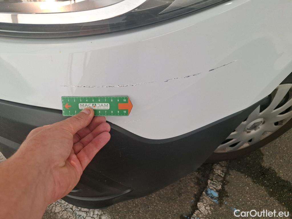  Renault  Trafic RENAULT  VU 4p Fourgon FG GCF L1H1 1000 dCi 95 E6 #42