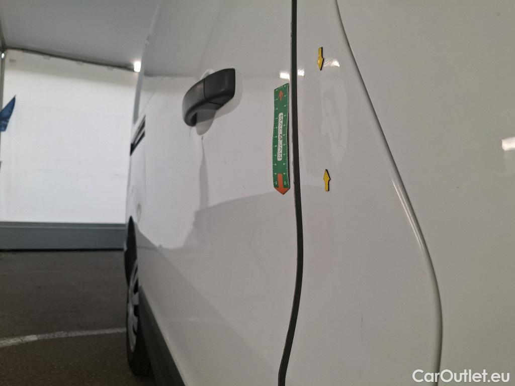  Renault  Trafic RENAULT  VU 4p Fourgon FG GCF L1H1 1000 dCi 95 E6 #57