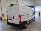  Peugeot  Boxer PEUGEOT  / 2023 / 4P / FURGONE 2.2 BLUEHDI 120 SeS 330 L2H2 #2