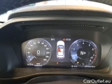  Volvo  XC 40 VOLVO XC40 / 2017 / 5P / SUV T2 MOMENTUM CORE #4